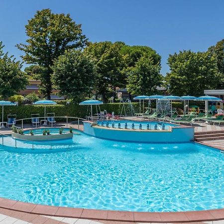 Hotel Smeraldo Cesenatico Dış mekan fotoğraf