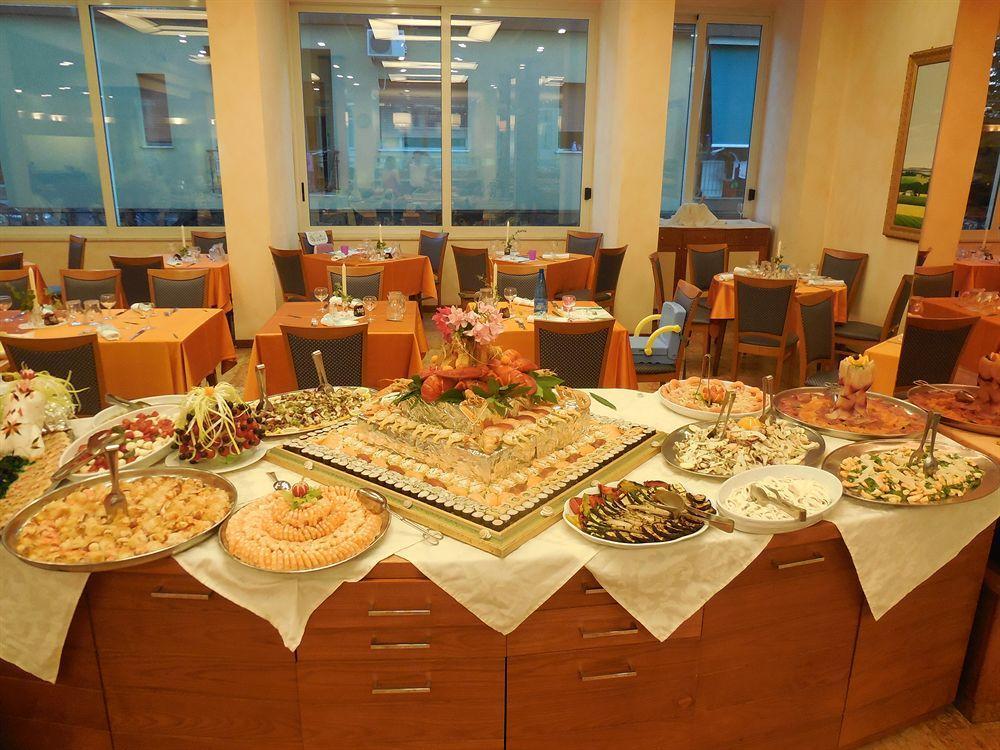 Hotel Smeraldo Cesenatico Dış mekan fotoğraf
