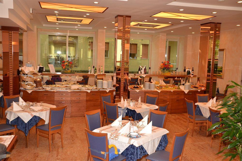 Hotel Smeraldo Cesenatico Dış mekan fotoğraf