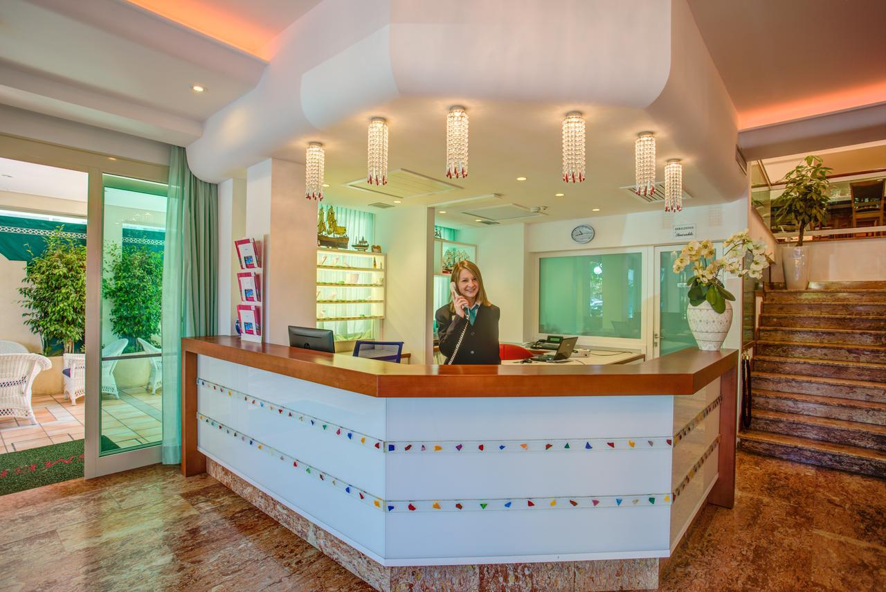 Hotel Smeraldo Cesenatico Dış mekan fotoğraf