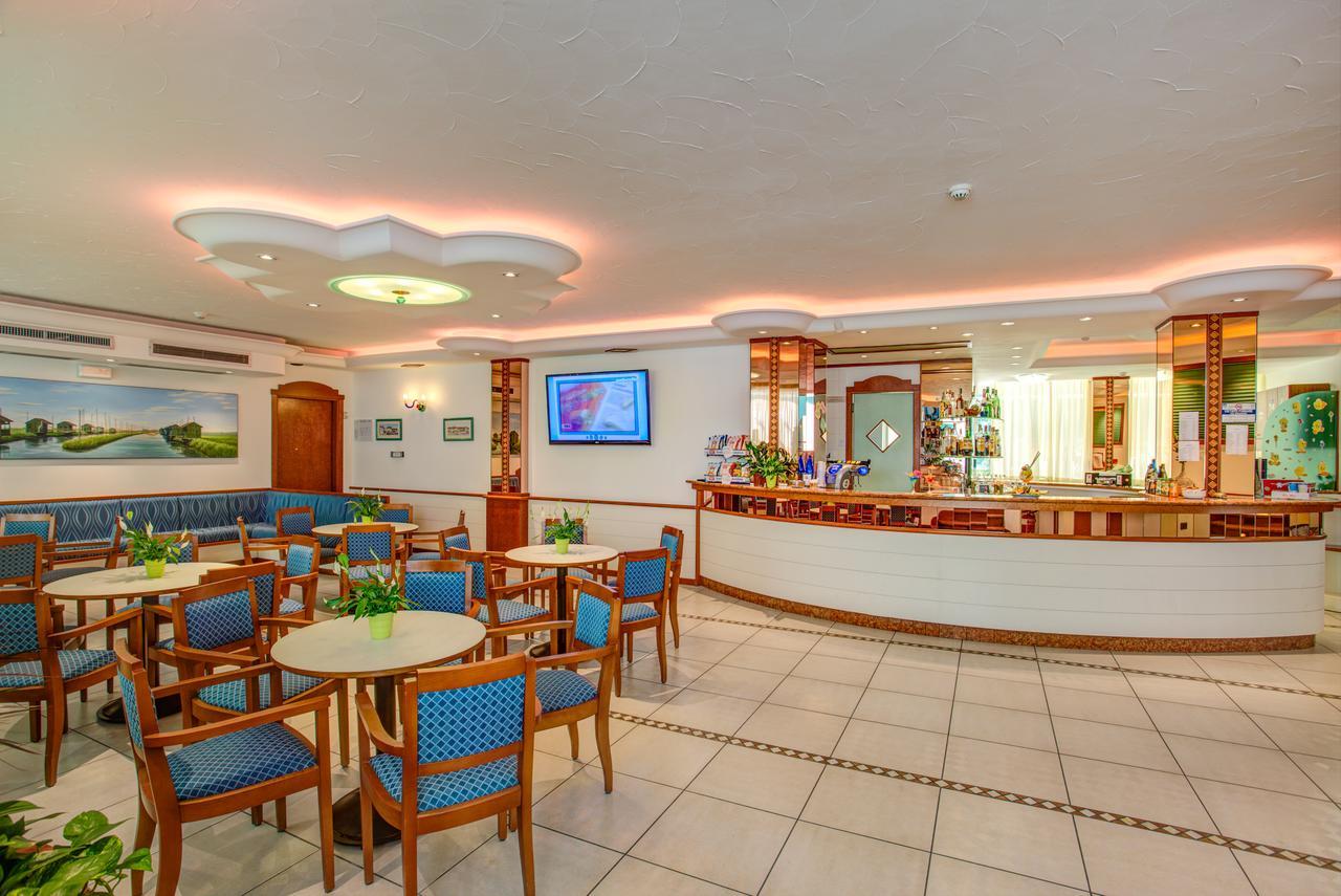 Hotel Smeraldo Cesenatico Dış mekan fotoğraf