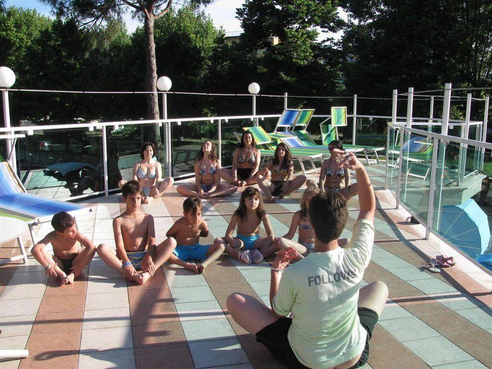 Hotel Smeraldo Cesenatico Dış mekan fotoğraf